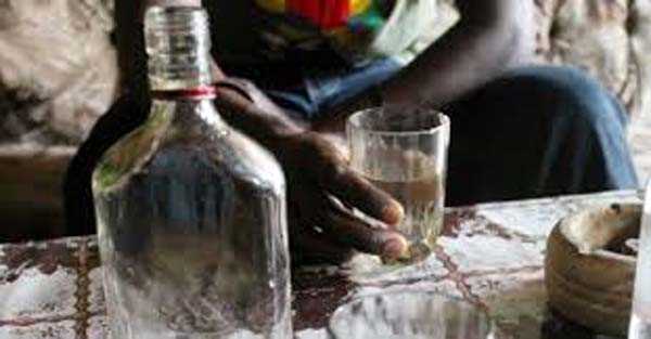 शराब कांड : आक्रोश व्यक्त करने वाली महिला को नहीं मिला पति की मौत का मुआवजा - देविंदर सिंह